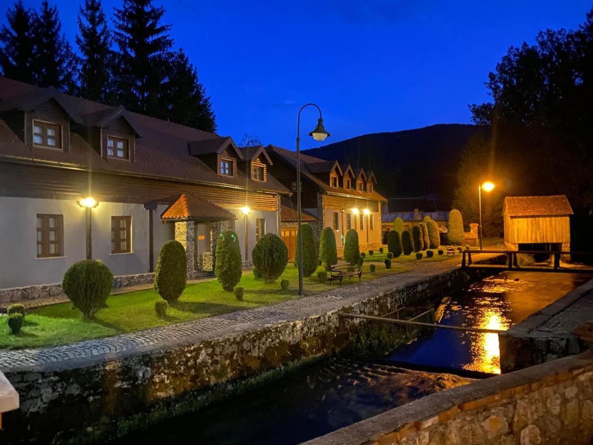 Hotel Gacka Otočac Eksteriør billede