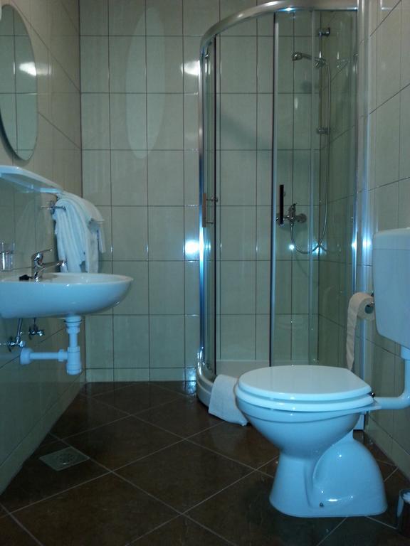 Hotel Gacka Otočac Værelse billede
