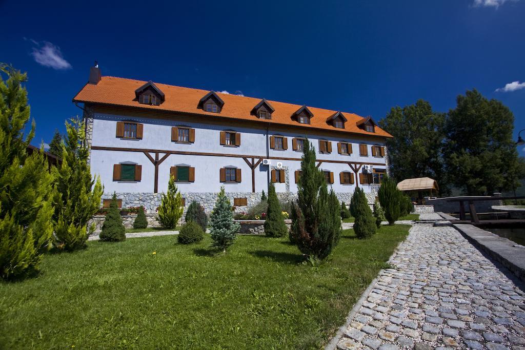 Hotel Gacka Otočac Eksteriør billede