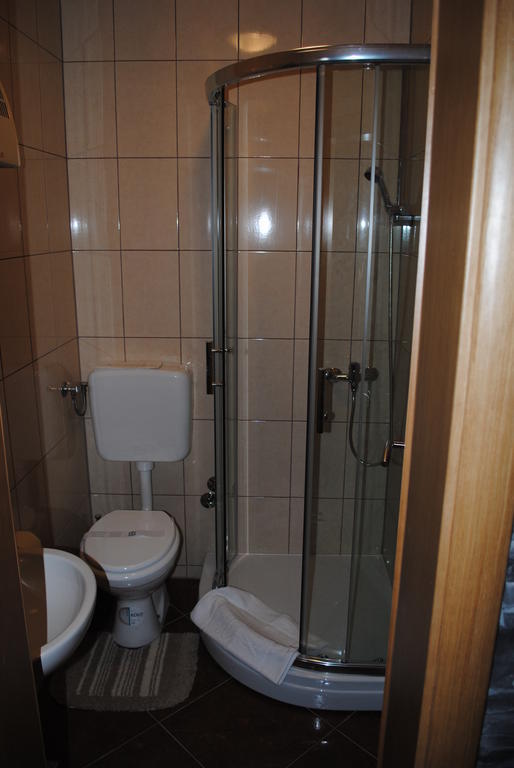 Hotel Gacka Otočac Eksteriør billede