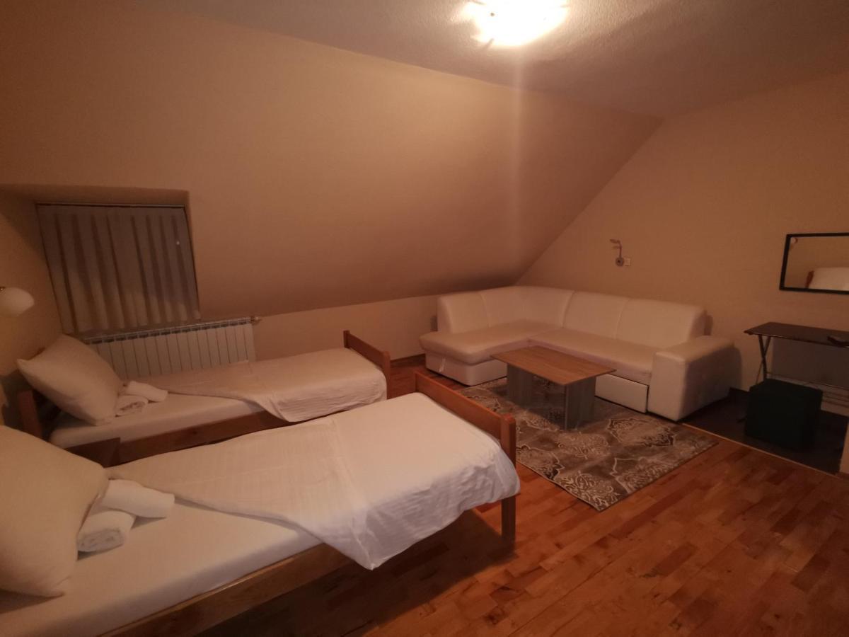 Hotel Gacka Otočac Eksteriør billede