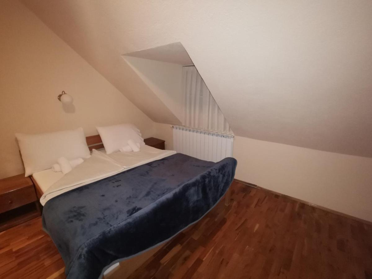 Hotel Gacka Otočac Eksteriør billede