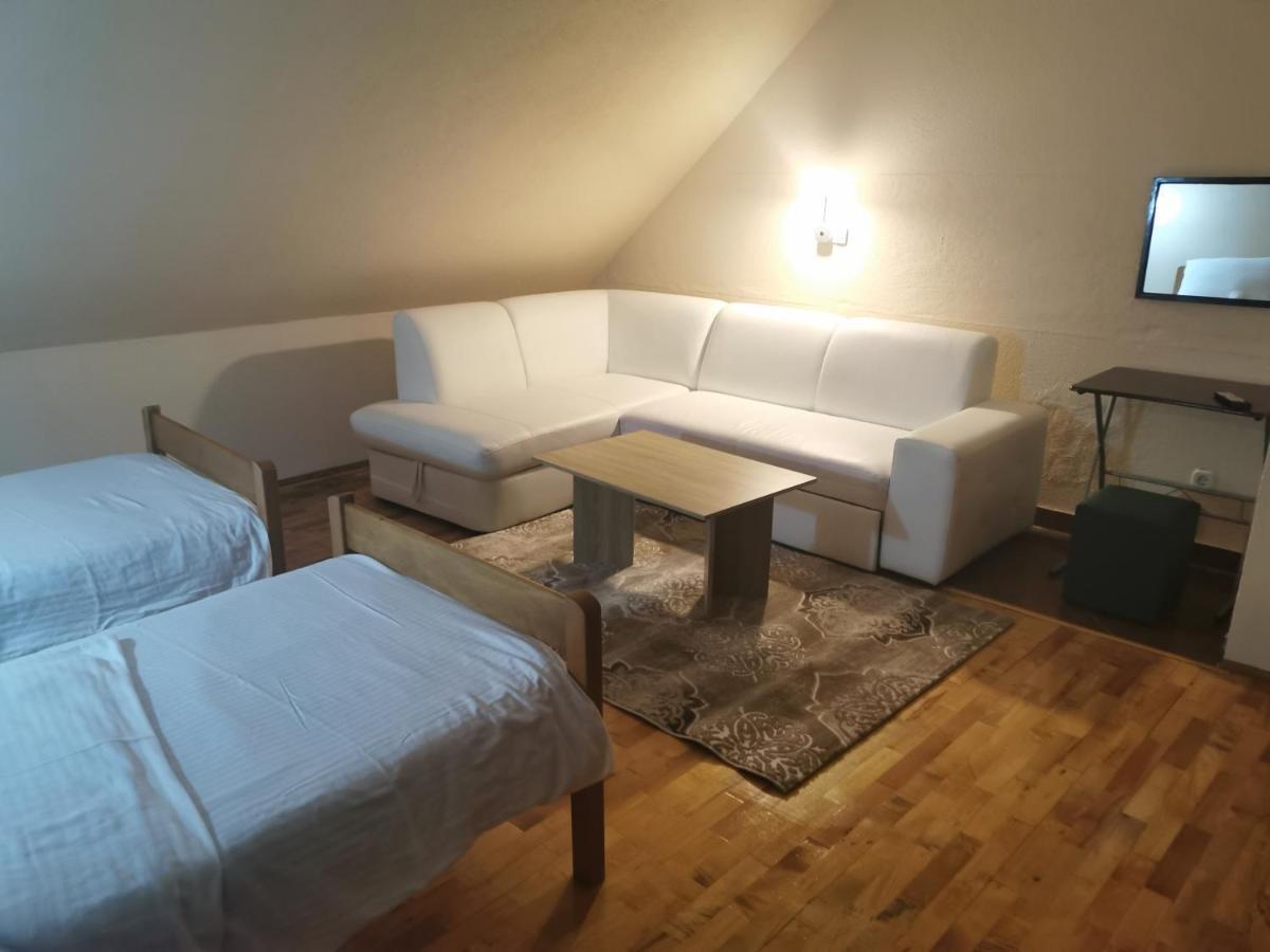 Hotel Gacka Otočac Eksteriør billede